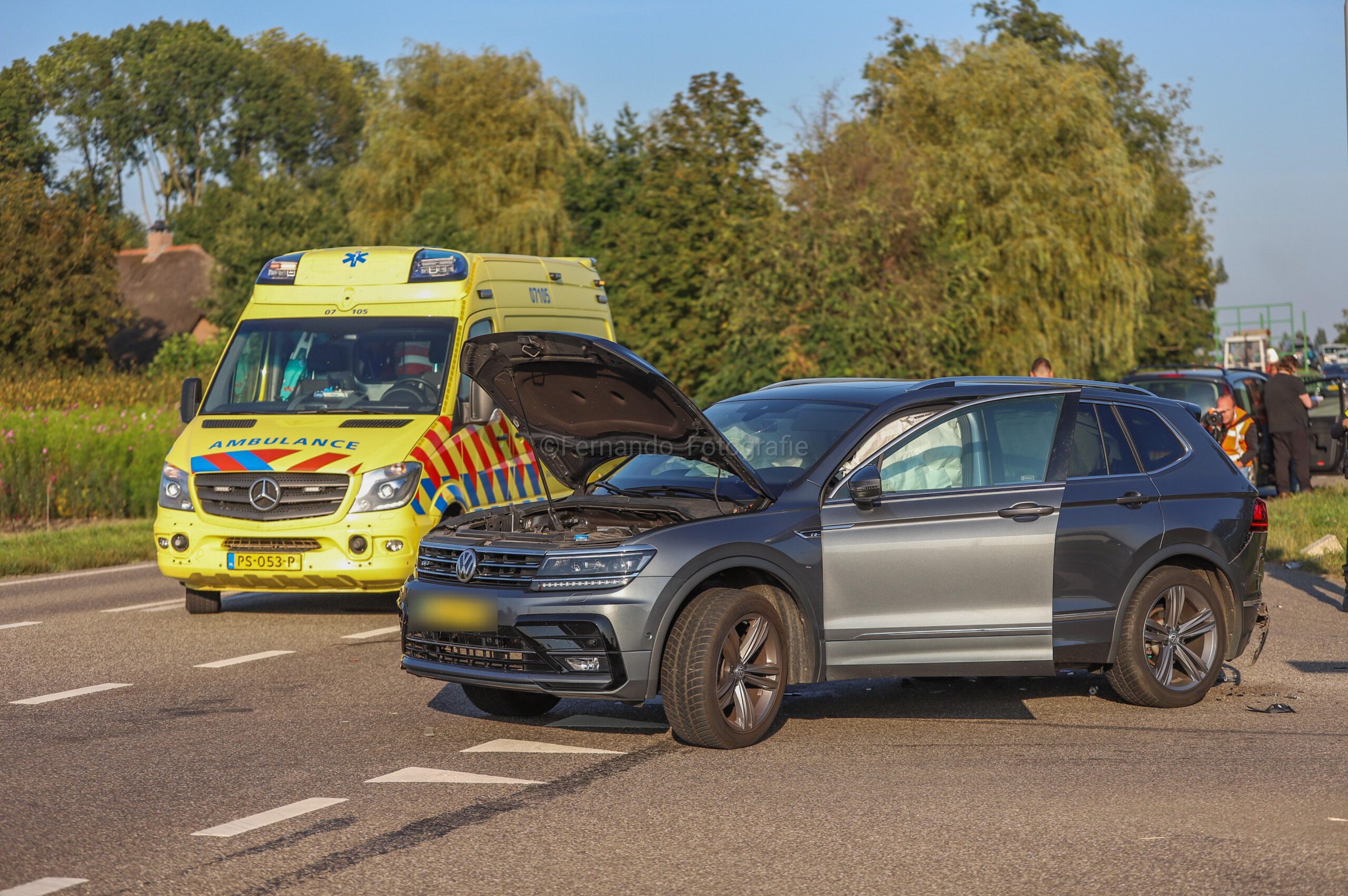 Auto's lopen forse schade op bij ongeval op N320 in Lienden Lees meer op: .